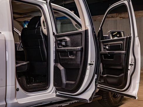 Used 2014 RAM 1500 Sport w/ Sport Premium Group image 28