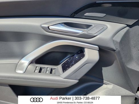 Used 2025 Audi Q5 Premium Plus w/ Premium Plus AWD/4WD image 6