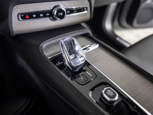 Used 2025 Volvo XC90 T8 Ultra w/ Protection Package image 33