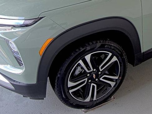 New 2026 Chevrolet TrailBlazer LT w/ Convenience Package FWD image 7