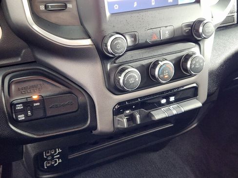 Used 2024 RAM 2500 Big Horn image 24