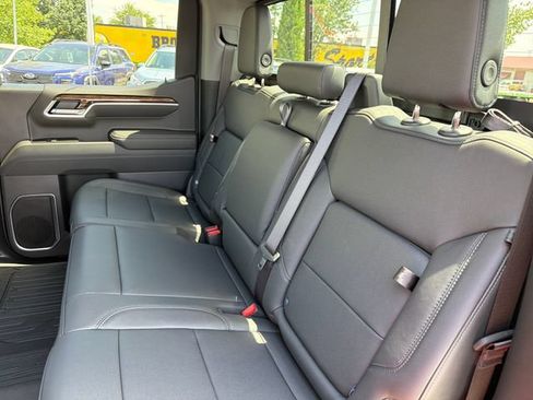 New 2026 GMC Sierra 1500 Elevation w/ Elevation Premium Package AWD/4WD image 21