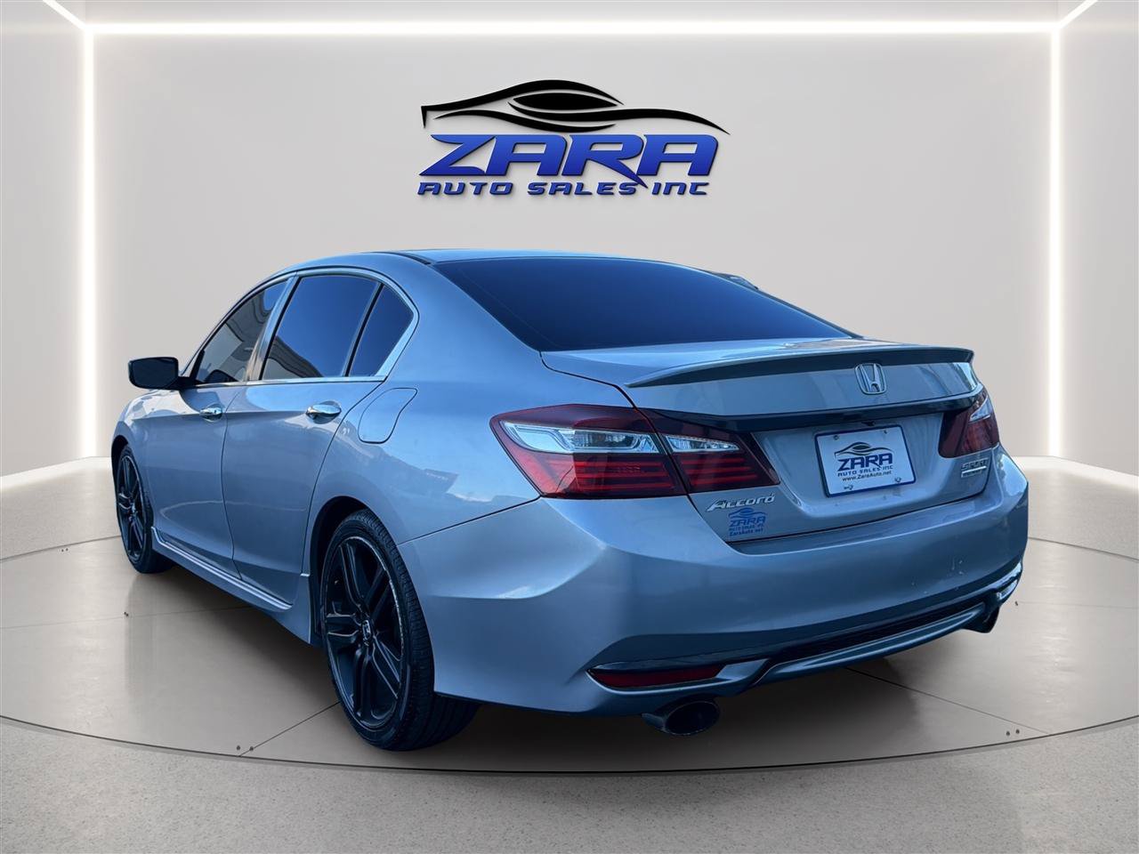 Used 2017 Honda Accord Sport Special Edition image 5