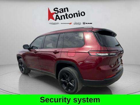 Used 2024 Jeep Grand Cherokee L Limited w/ Black Appearance Package RWD image 10