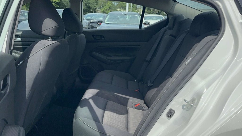 Certified 2024 Nissan Altima 2.5 SV FWD image 13