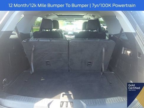 Used 2024 Ford Explorer XLT w/ Equipment Group 202A AWD/4WD image 13