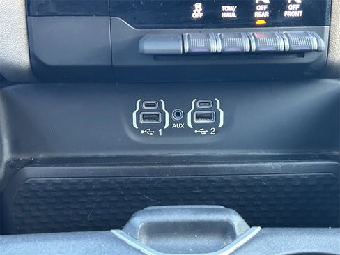 Used 2022 RAM 1500 Laramie image 19