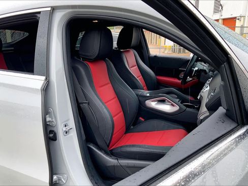 Used 2025 Mercedes-Benz GLE 450 4MATIC Coupe image 9