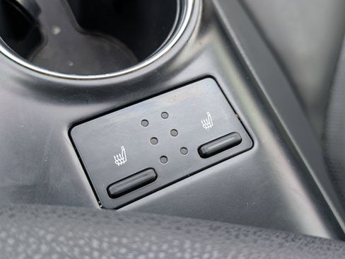 Used 2020 Toyota Camry XSE w/ Navigation Package image 12