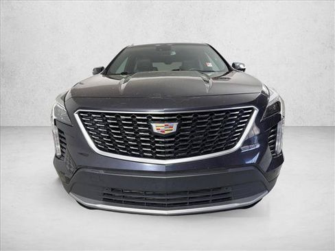 Used 2023 Cadillac XT4 Premium Luxury FWD image 8