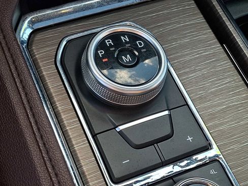 Used 2023 Ford Expedition Max Limited image 17