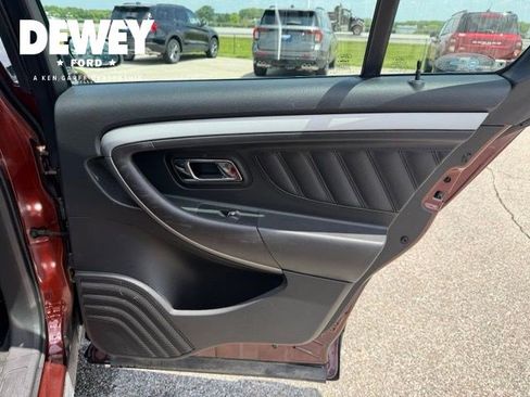Used 2016 Ford Taurus SEL w/ Equipment Group 201A FWD image 24