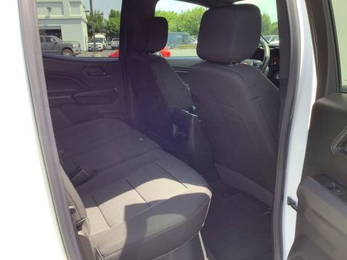 Used 2026 Chevrolet Colorado W/T w/ Advanced Trailering Package RWD image 32