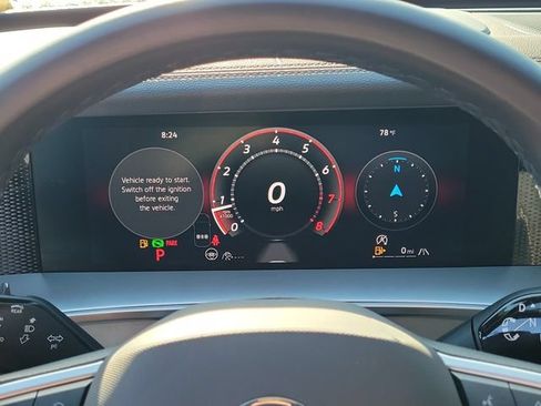 Used 2025 Volkswagen Tiguan SE R-Line AWD/4WD image 24