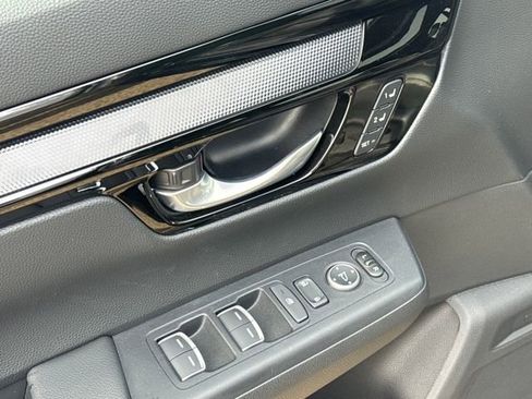 Used 2024 Honda CR-V Sport Touring image 5