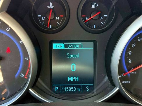 Used 2015 Chevrolet Cruze LT FWD image 22