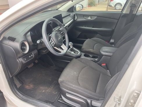 Used 2019 Kia Forte LXS image 8
