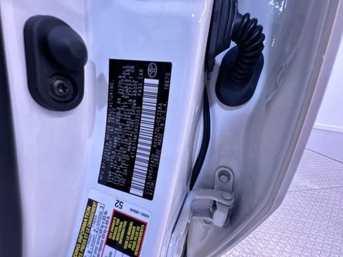 Used 2024 Toyota Camry SE FWD image 43