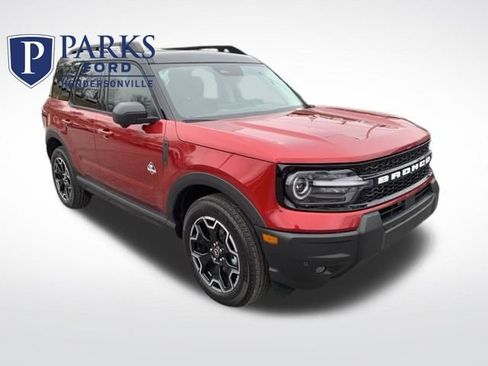 New 2025 Ford Bronco Sport Outer Banks w/ Outer Banks Tech Package+ image 1