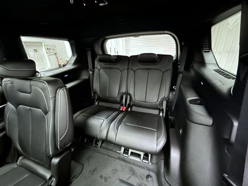 New 2026 Jeep Grand Cherokee L Limited image 12