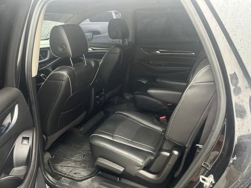 Used 2020 Buick Enclave Avenir w/ Avenir Technology Package FWD image 5