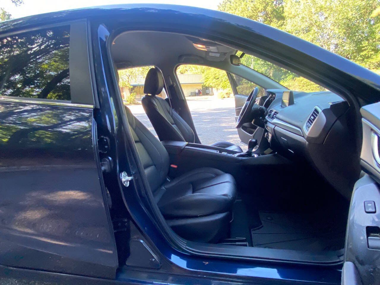 Used 2017 MAZDA MAZDA3 Touring FWD image 49