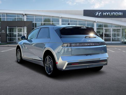 New 2026 Hyundai Ioniq 5 Limited image 5