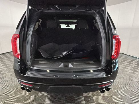 Used 2021 GMC Yukon XL Denali w/ Denali Ultimate Package AWD/4WD image 32