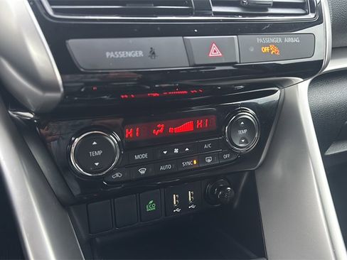 Used 2024 Mitsubishi Eclipse Cross SE image 23