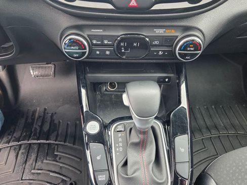 Used 2023 Kia Soul GT-Line w/ GT-Line Technology Package image 20