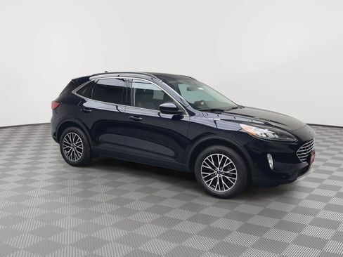 Used 2021 Ford Escape Titanium FWD image 39