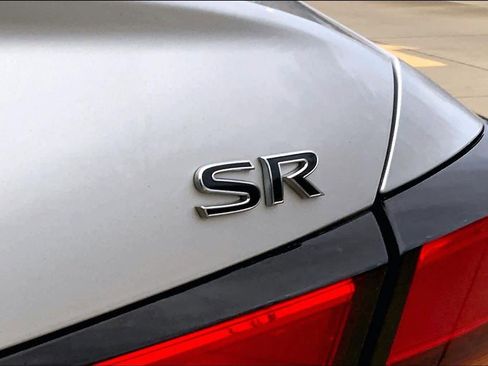 Used 2019 Nissan Altima 2.5 SR image 9