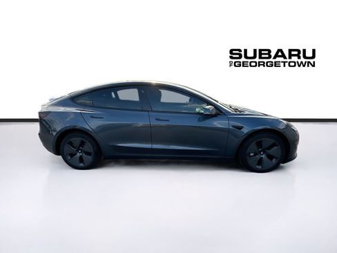 Used 2023 Tesla Model 3 Standard Range image 8