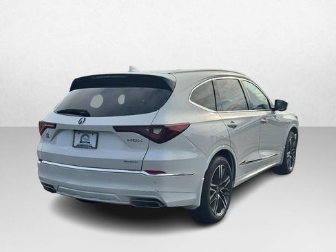 Certified 2026 Acura MDX w/ Advance Package AWD/4WD image 7