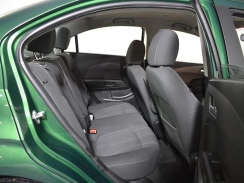 Used 2018 Chevrolet Sonic LT w/ Convenience Package image 30