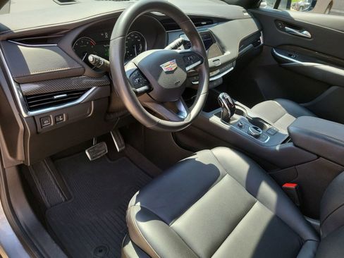 Certified 2023 Cadillac XT4 Sport FWD image 10