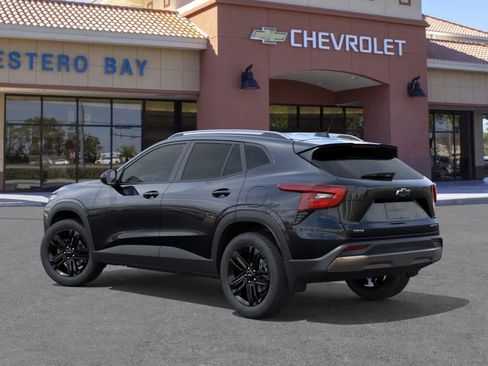New 2026 Chevrolet Trax ACTIV w/ Driver Confidence Package FWD image 3