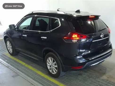 Used 2018 Nissan Rogue SV w/ Premium Package AWD/4WD image 2