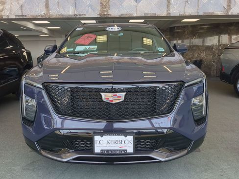 Certified 2024 Cadillac XT4 Sport image 3