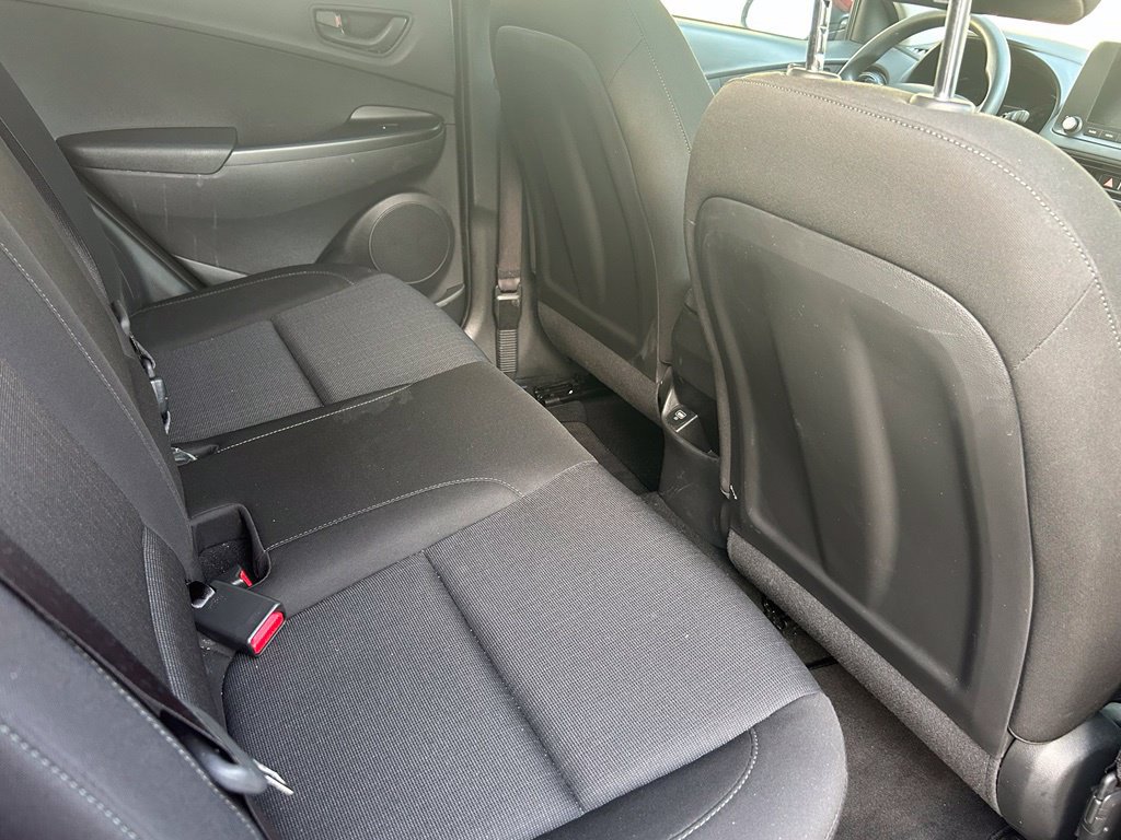 Used 2023 Hyundai Kona SEL AWD/4WD image 30