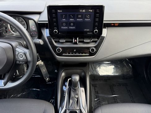 Used 2022 Toyota Corolla LE image 17