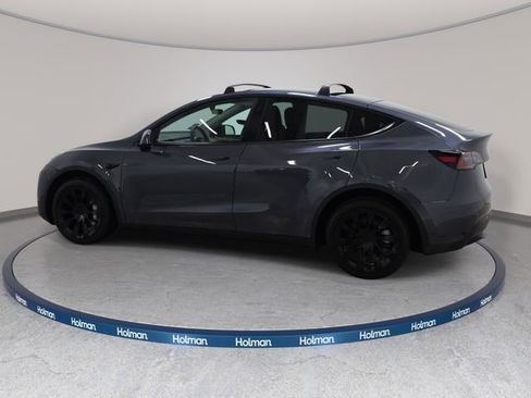 Used 2023 Tesla Model Y Long Range AWD/4WD image 9