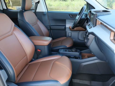 Used 2022 Ford Maverick Lariat w/ Equipment Group 500A Standard image 24