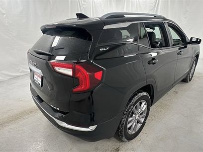 Used 2024 GMC Terrain SLT