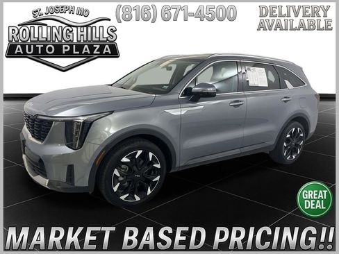Used 2025 Kia Sorento EX FWD image 1