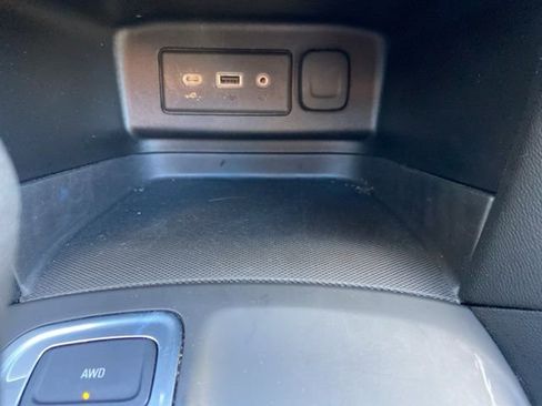 Used 2021 Chevrolet Equinox LT AWD/4WD image 19