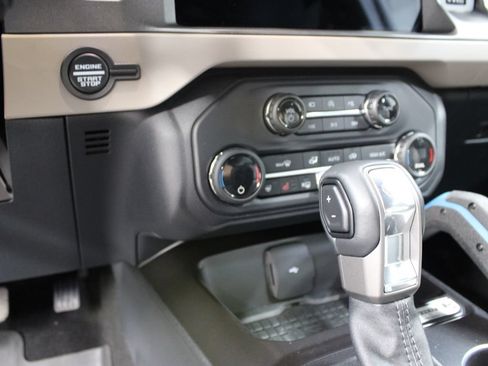 Used 2024 Ford Bronco Wildtrak AWD/4WD image 63