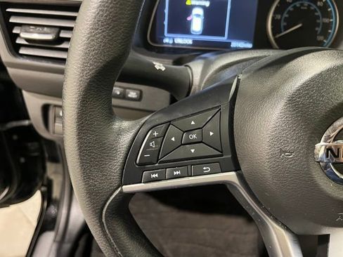 Used 2022 Nissan Leaf S image 22