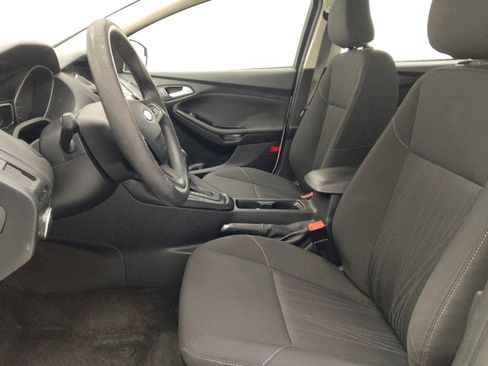 Used 2018 Ford Focus SE FWD image 17
