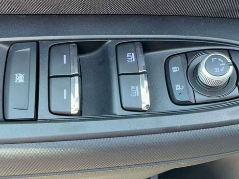 Certified 2025 Subaru Forester Premium AWD/4WD image 10